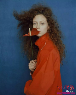 跨性别超模Natalie Westling：96年的红发精灵变身滑板男孩。