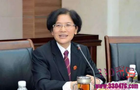 张家慧一审判决书158页判决书告诉你，“200亿院长”张家慧的一声招呼值多少钱